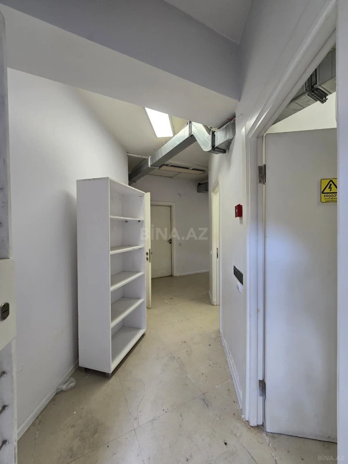 Kirayə verilir obyekt 114.2 m²