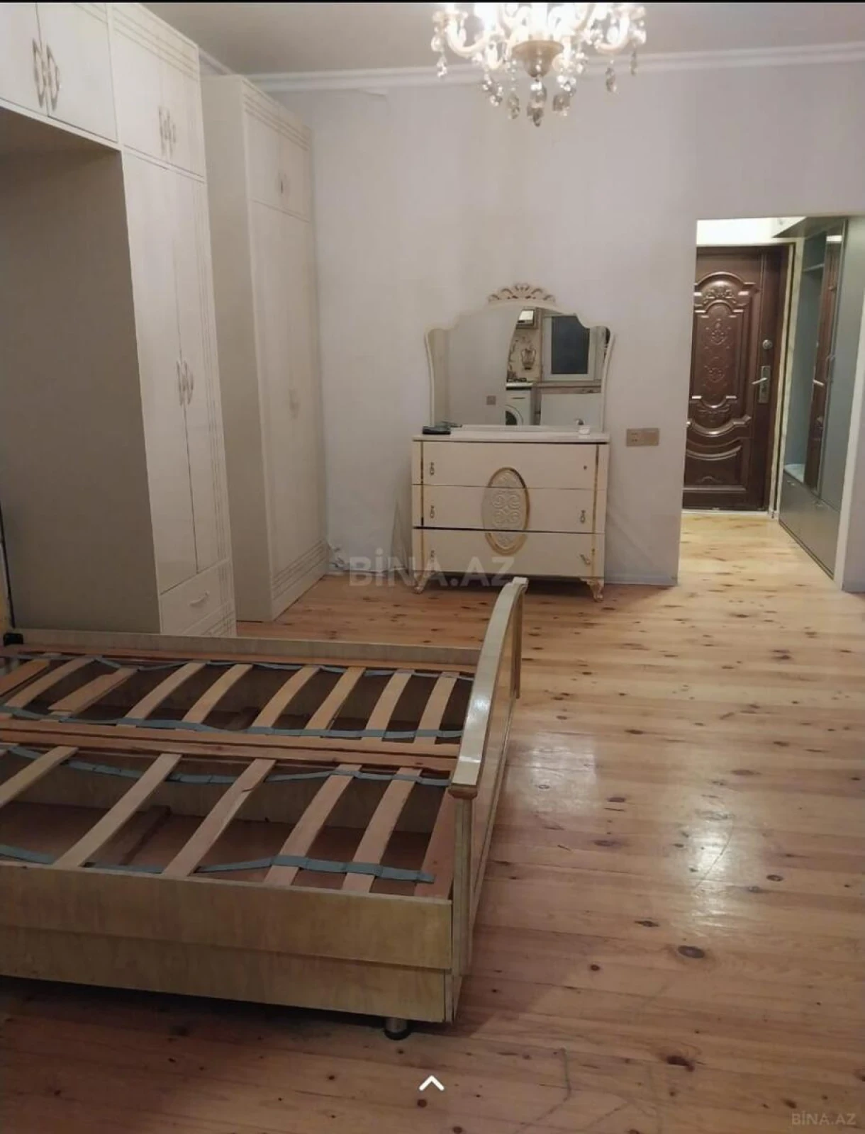 Satılır 1 otaqlı mənzil 39 m²