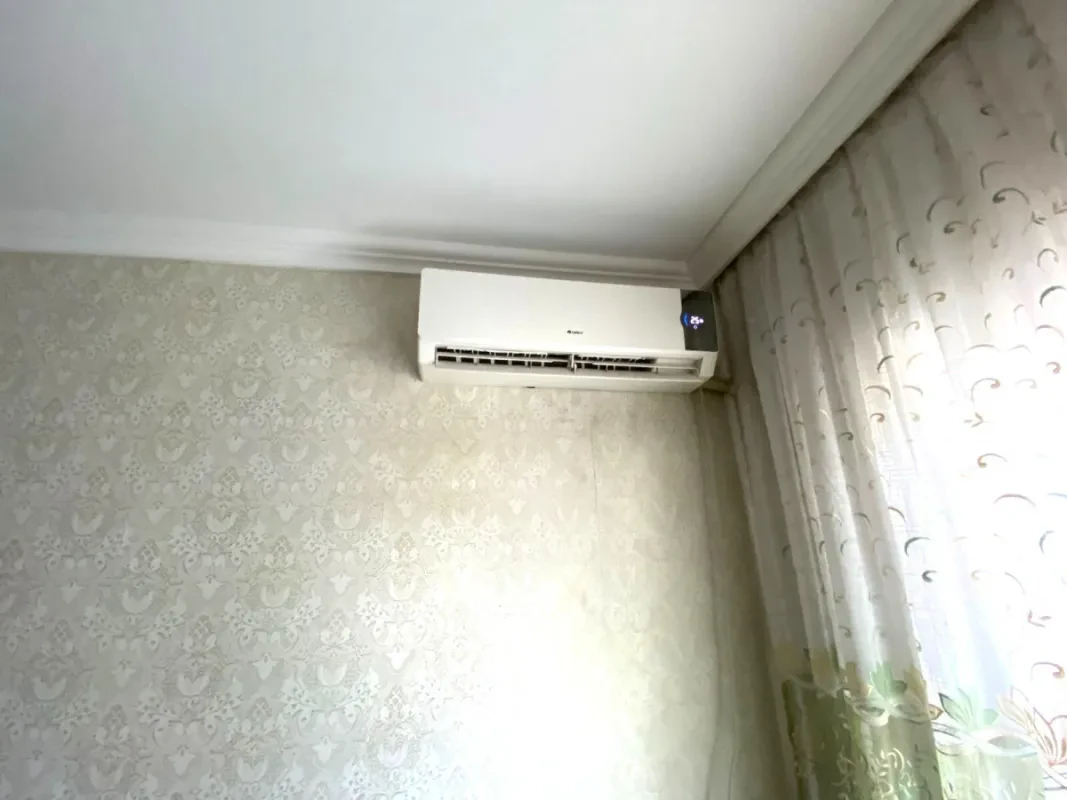 Kirayə verilir 2 otaqlı mənzil 75 m²