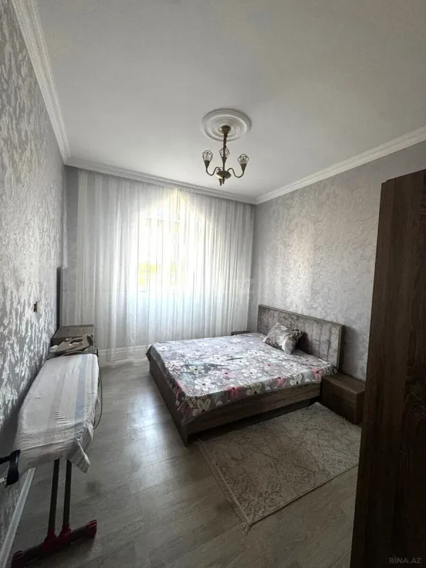 Kirayə verilir 2 otaqlı mənzil 75 m²