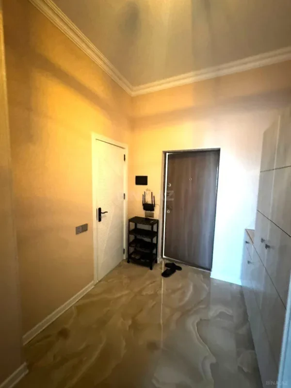 Kirayə verilir 2 otaqlı mənzil 75 m²