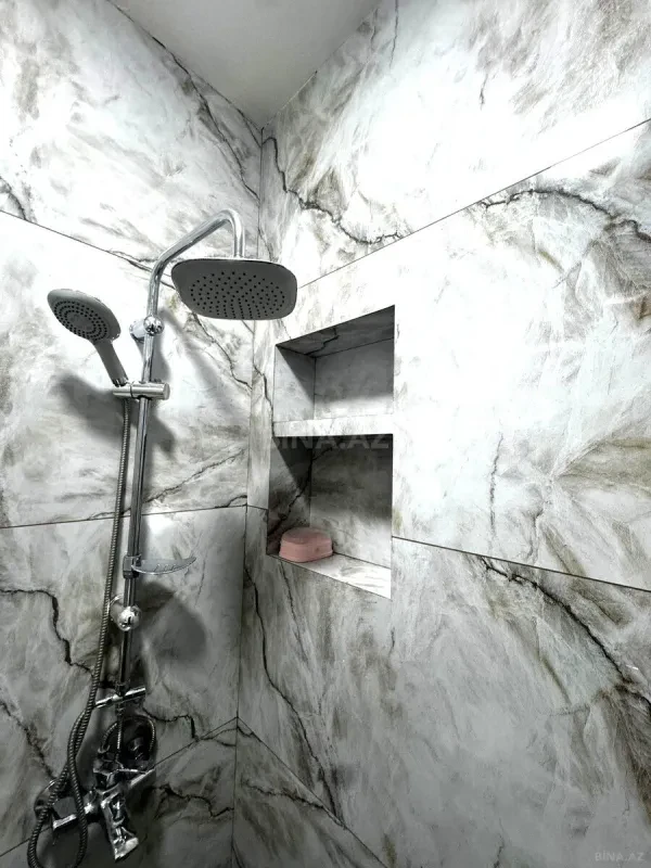 Kirayə verilir 2 otaqlı mənzil 75 m²