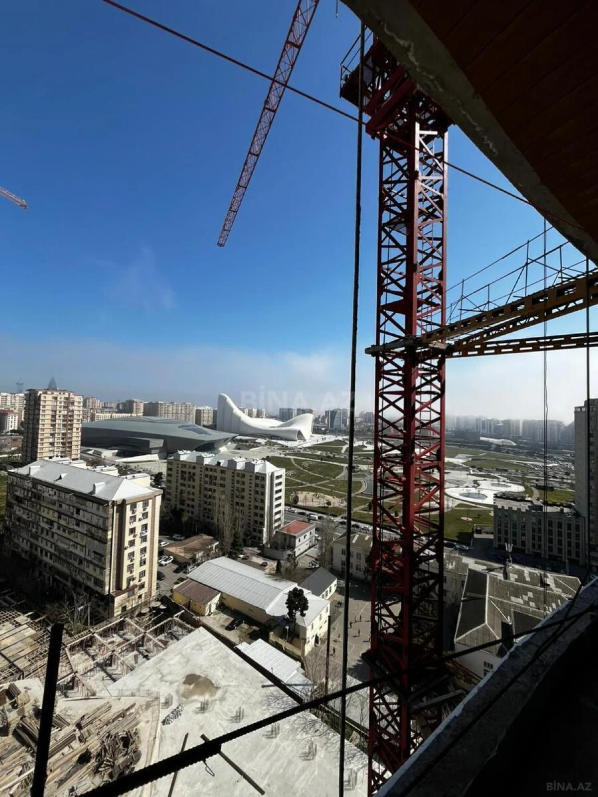 Satılır 2 otaqlı mənzil 78.2 m²