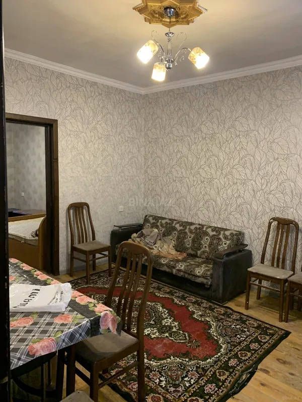 Kirayə verilir 2 otaqlı həyət evi 50 m²