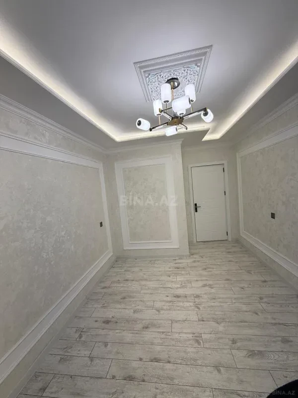 Satılır 2 otaqlı mənzil 68 m²