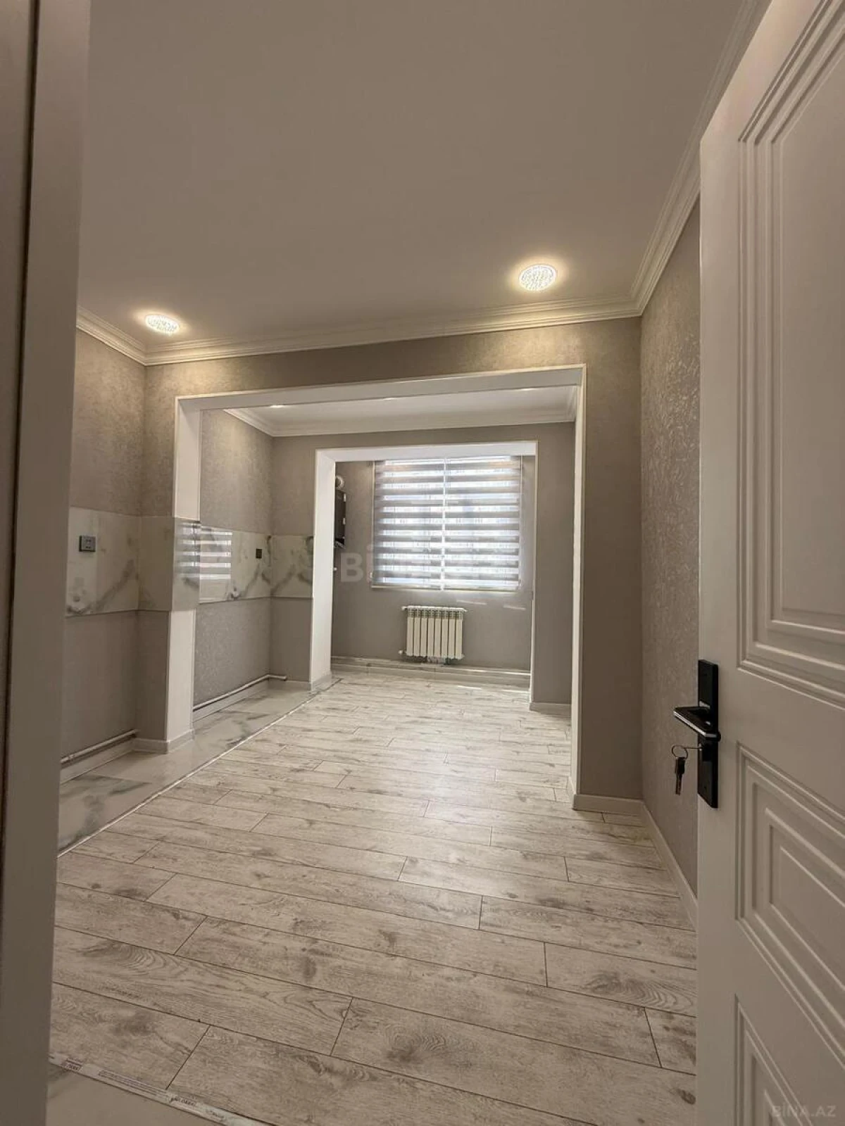 Satılır 2 otaqlı mənzil 68 m²