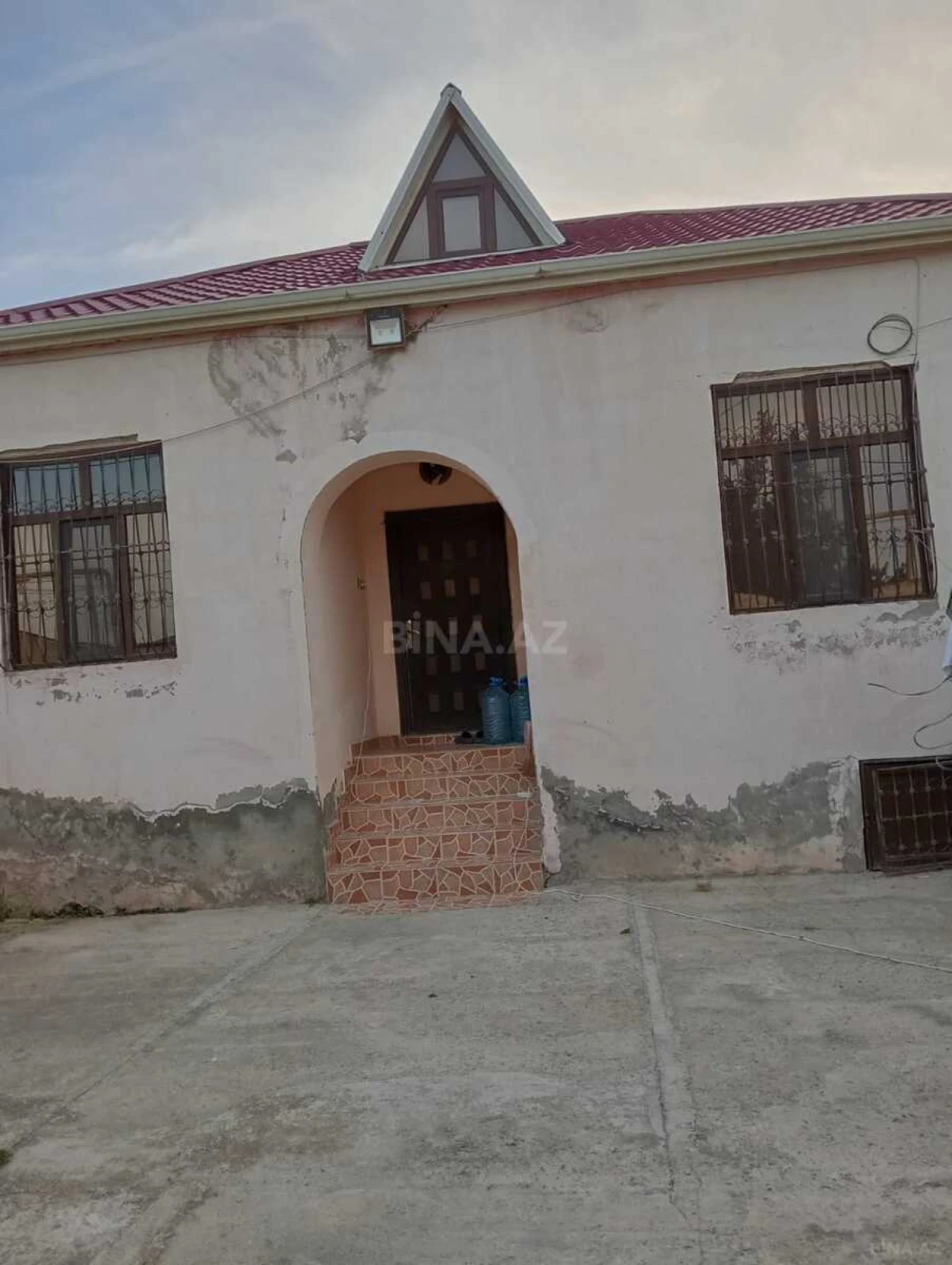 Satılır 3 otaqlı həyət evi 67 m²