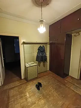 Satılır 5 otaqlı mənzil 120 m²