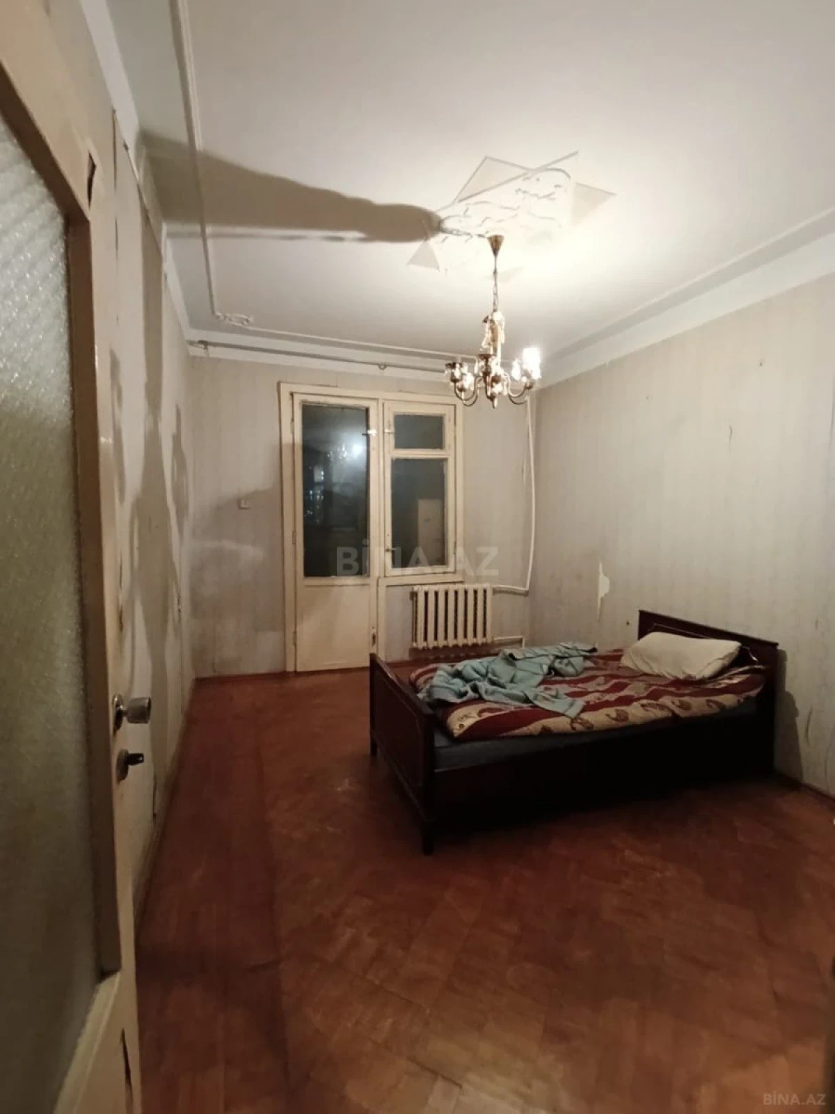 Satılır 5 otaqlı mənzil 120 m²