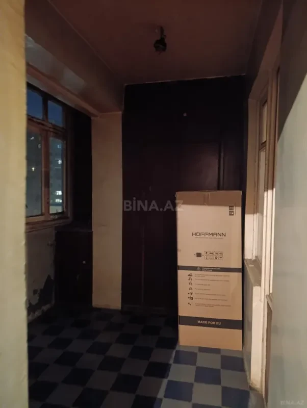 Satılır 5 otaqlı mənzil 120 m²
