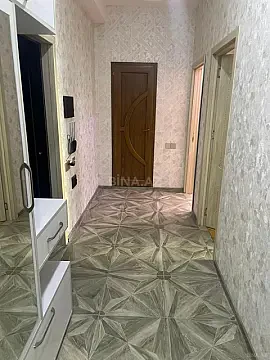 Kirayə verilir 2 otaqlı mənzil 70 m²