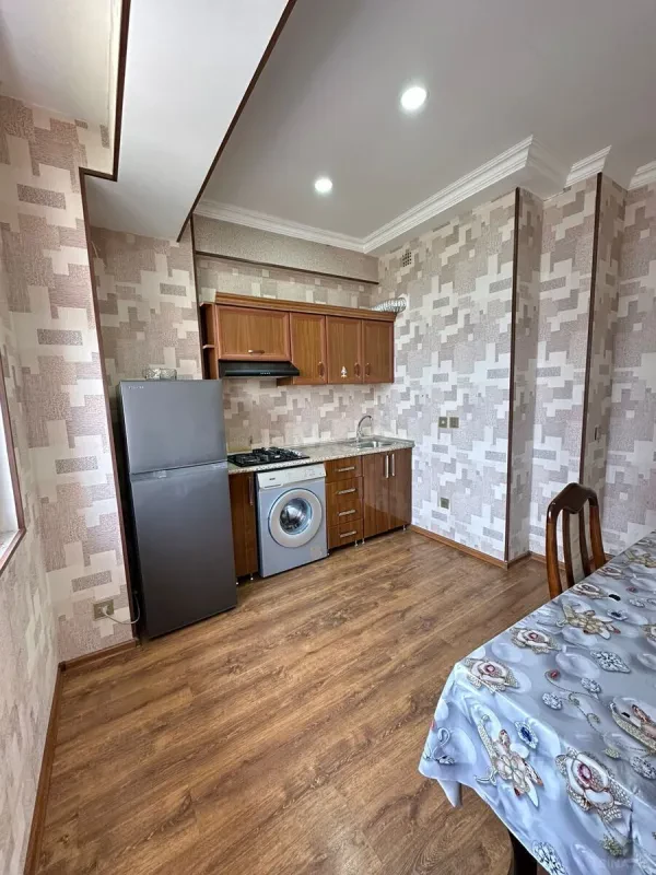 Satılır 1 otaqlı mənzil 55 m²
