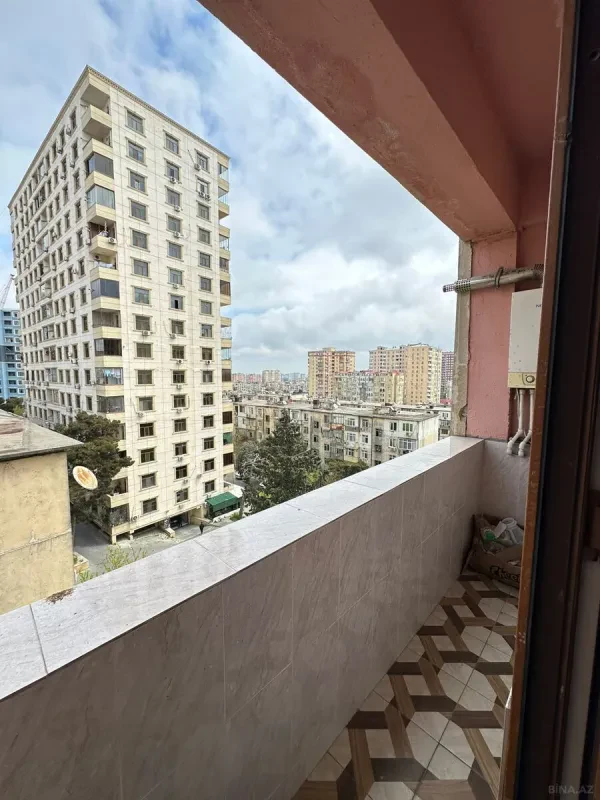Satılır 1 otaqlı mənzil 55 m²