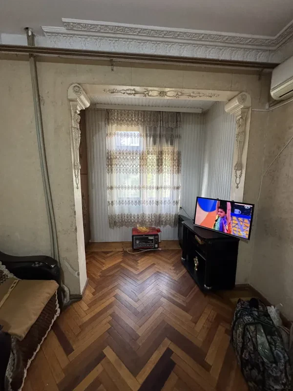 Kirayə verilir 2 otaqlı mənzil 60 m²