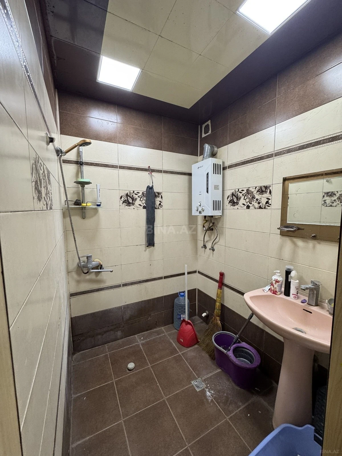 Kirayə verilir 2 otaqlı mənzil 60 m²