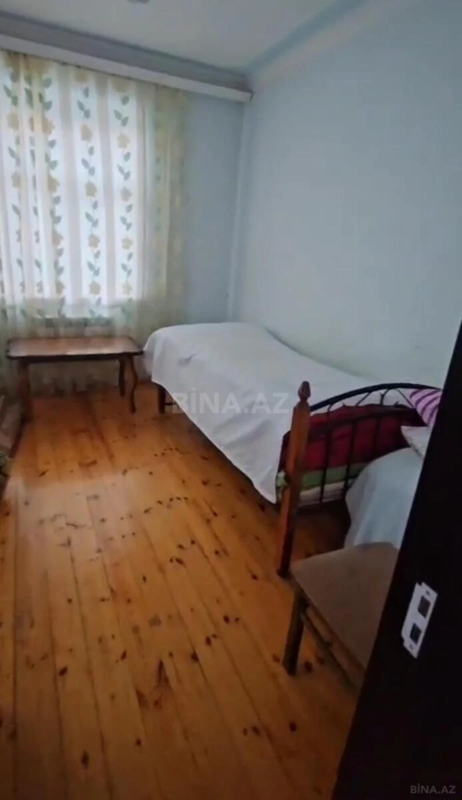 Satılır 8 otaqlı həyət evi 150 m²