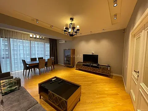 Kirayə verilir 2 otaqlı mənzil 90 m² — Bakı, Xətai 2 otaq 90.00 m²