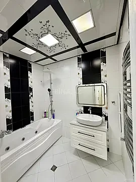 Satılır 3 otaqlı mənzil 110 m²