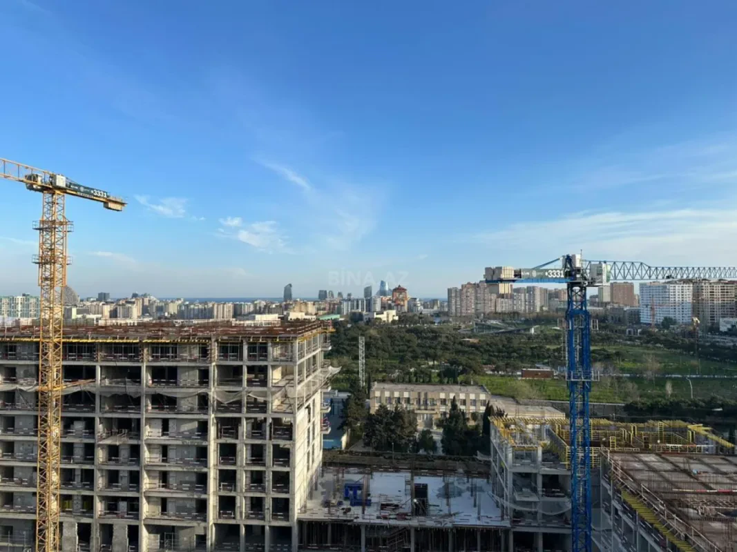 Kirayə verilir 3 otaqlı mənzil 136 m²
