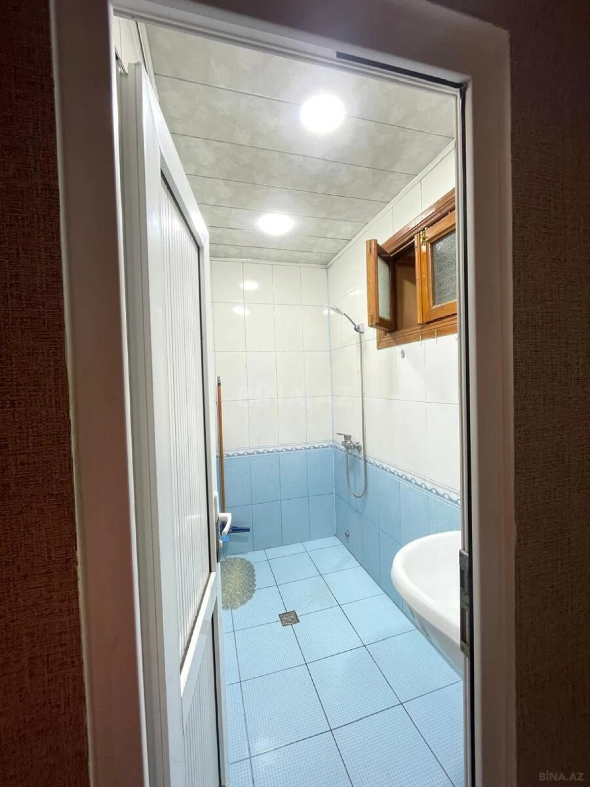 Satılır 5 otaqlı mənzil 125 m²