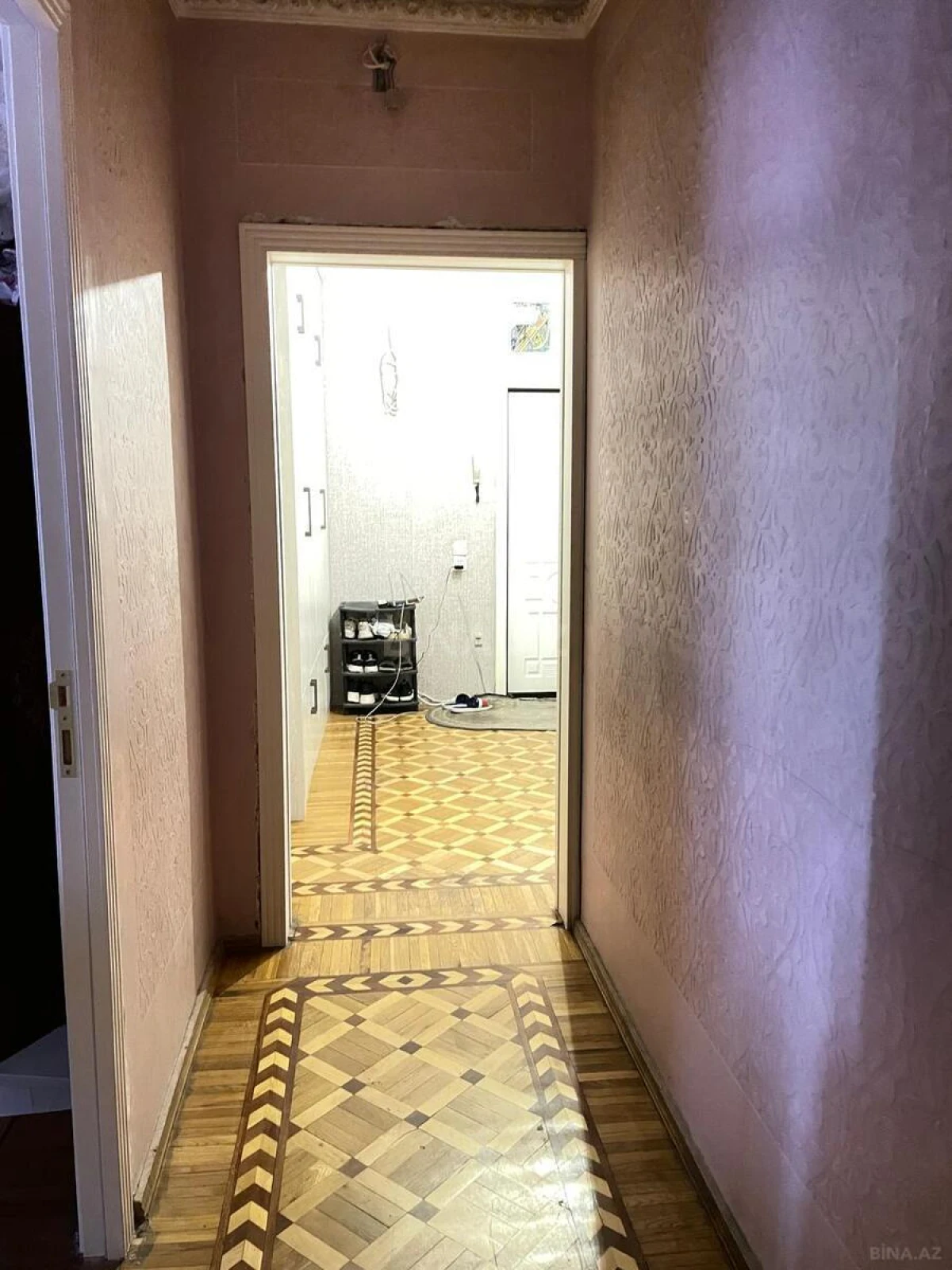 Satılır 5 otaqlı mənzil 125 m²