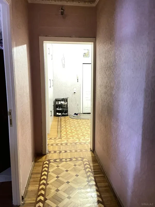 Satılır 5 otaqlı mənzil 125 m²