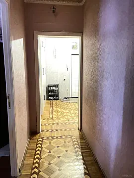 Satılır 5 otaqlı mənzil 125 m²