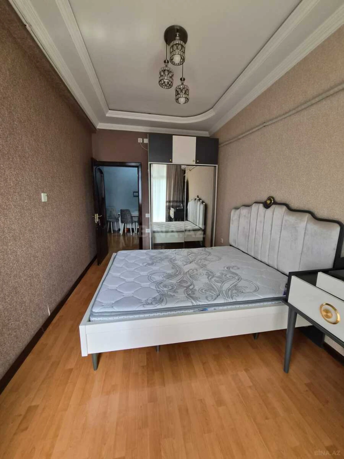 Kirayə verilir 3 otaqlı mənzil 110 m²