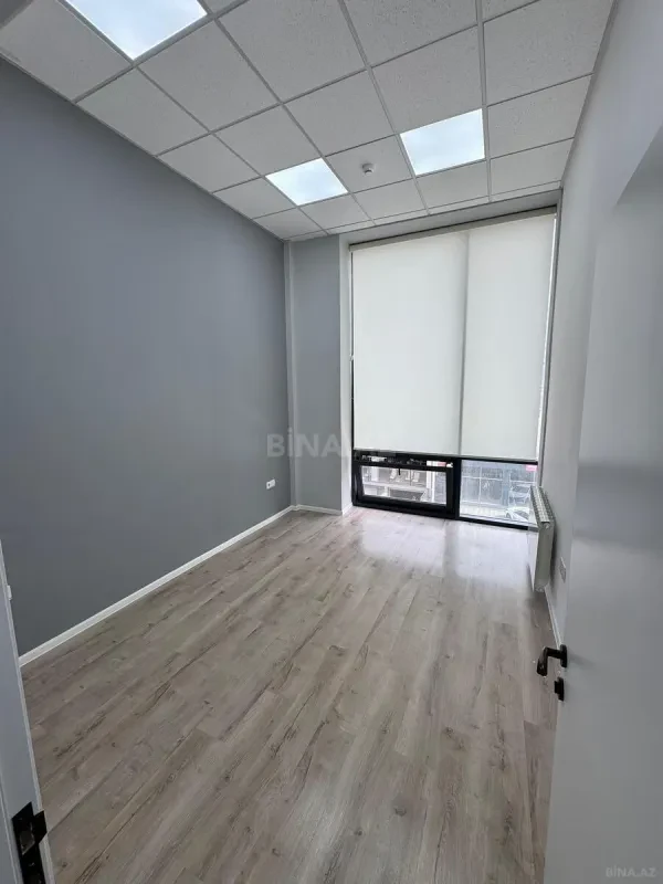 Kirayə verilir 3 otaqlı ofis 65 m²