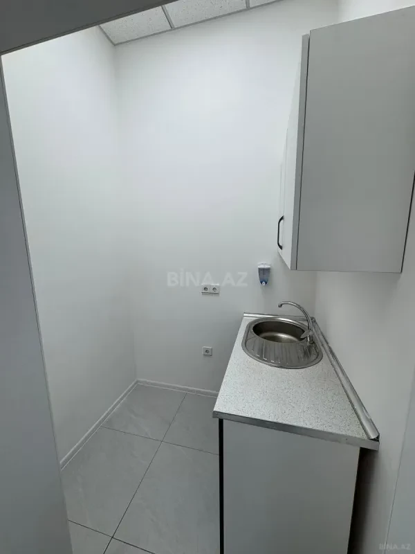 Kirayə verilir 3 otaqlı ofis 65 m²