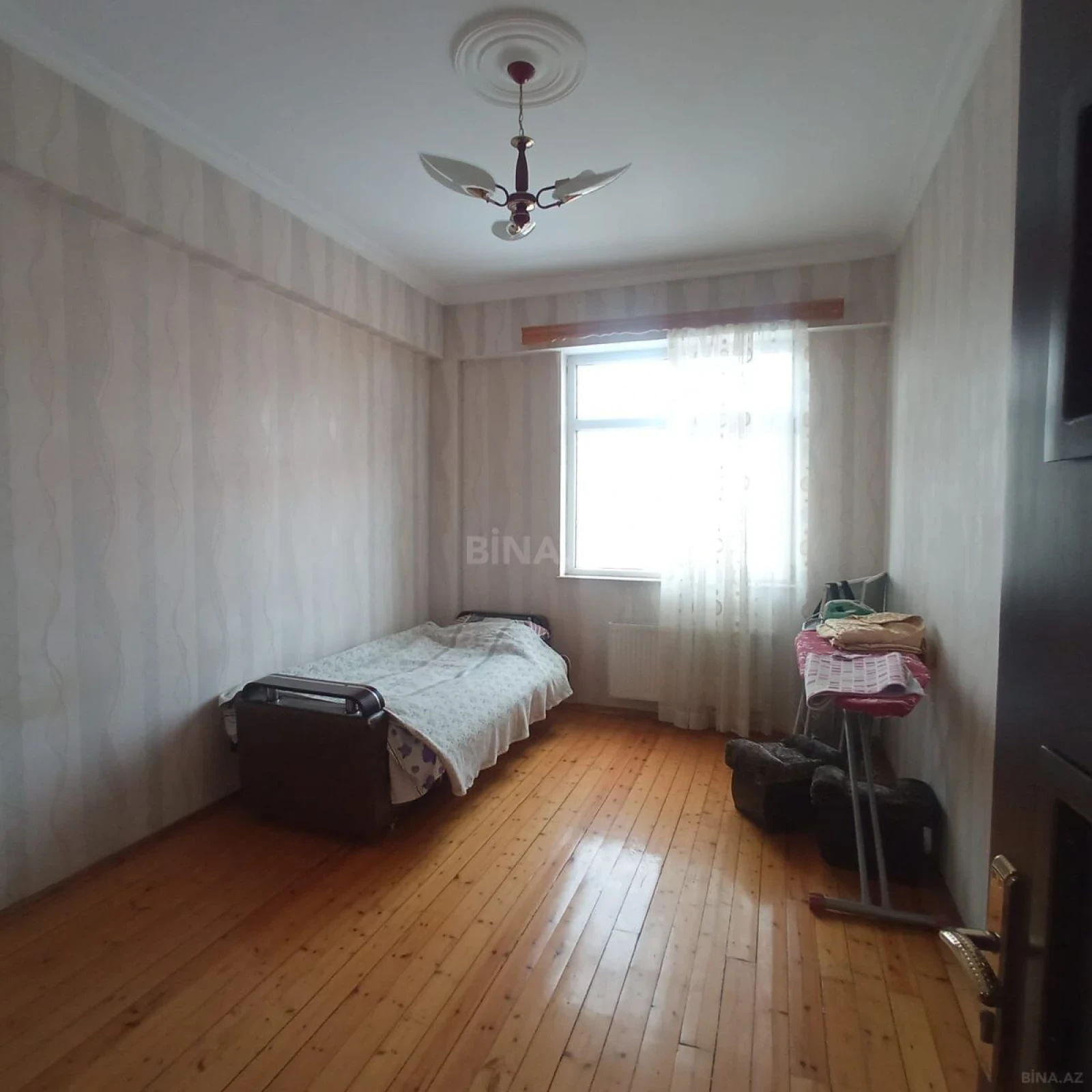 Kirayə verilir 2 otaqlı mənzil 65 m²
