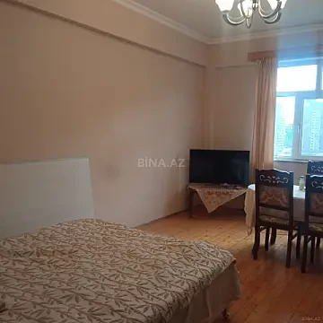 Kirayə verilir 2 otaqlı mənzil 65 m²