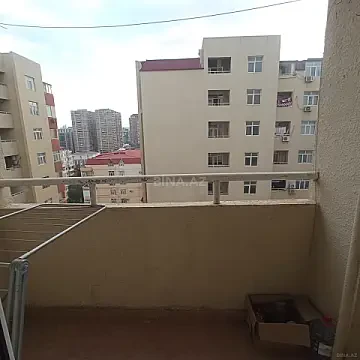 Kirayə verilir 2 otaqlı mənzil 65 m²