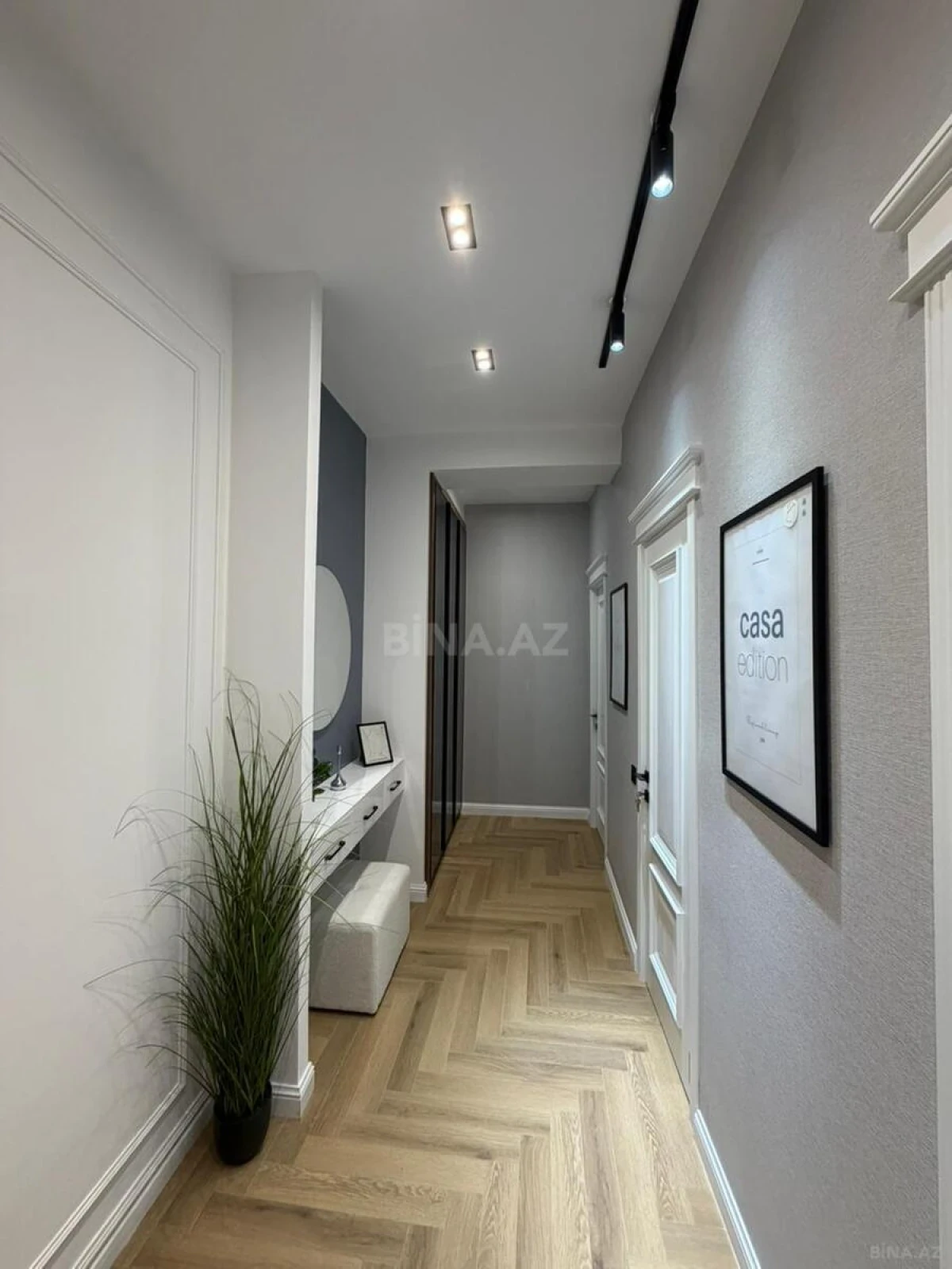 Satılır 2 otaqlı mənzil 65 m²