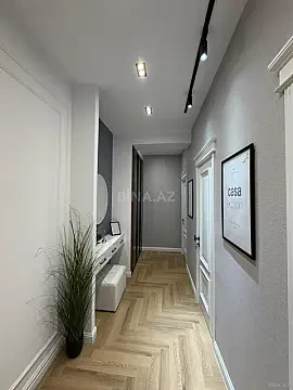 Satılır 2 otaqlı mənzil 65 m²