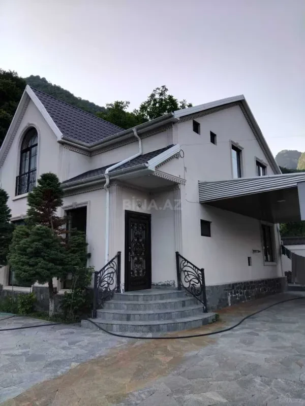 Kirayə verilir 4 otaqlı həyət evi 90 m²
