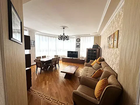 Satılır 3 otaqlı mənzil 165.5 m² — Bakı 3 otaq 165.50 m²