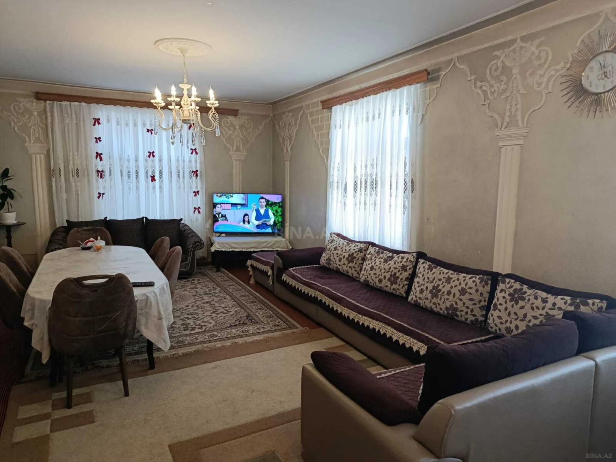 Satılır 5 otaqlı həyət evi 200 m²
