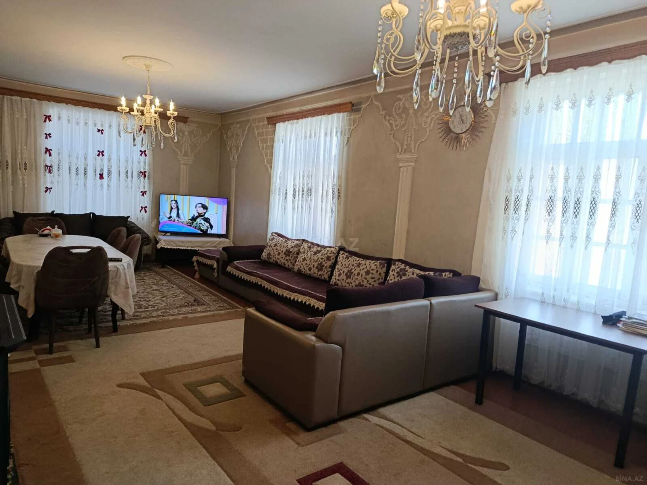 Satılır 5 otaqlı həyət evi 200 m²