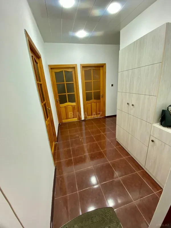 Kirayə verilir 4 otaqlı mənzil 110 m²