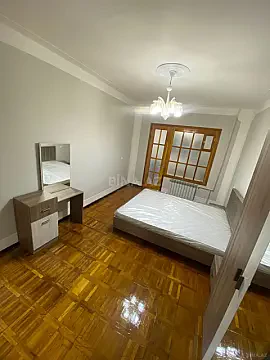 Kirayə verilir 4 otaqlı mənzil 110 m²