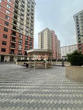 Kirayə verilir 2 otaqlı mənzil 90 m²