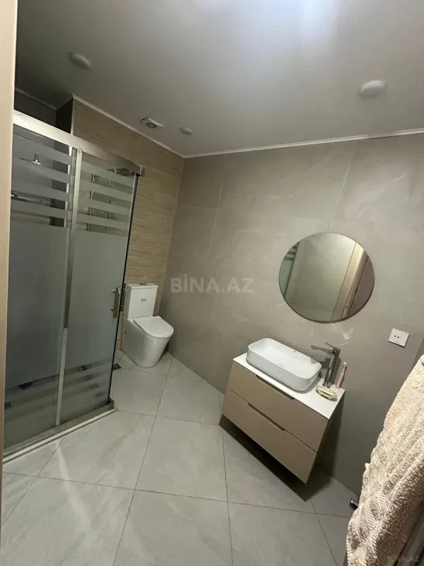 Kirayə verilir 2 otaqlı mənzil 90 m²
