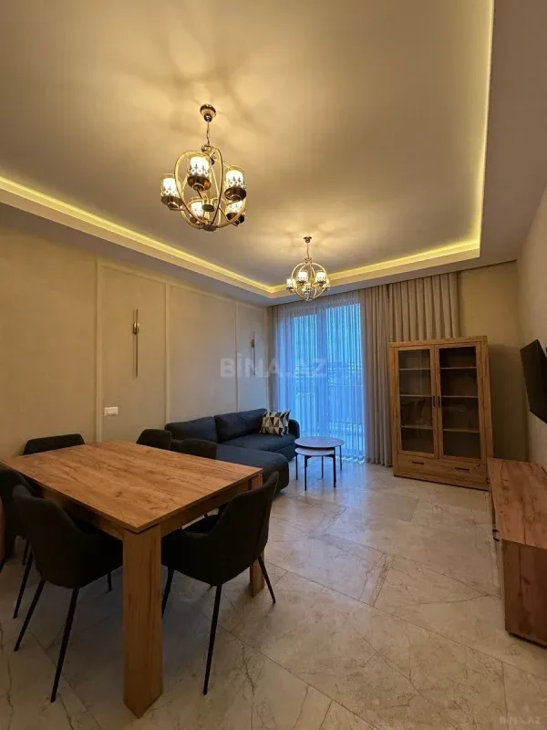 Kirayə verilir 2 otaqlı mənzil 100 m²