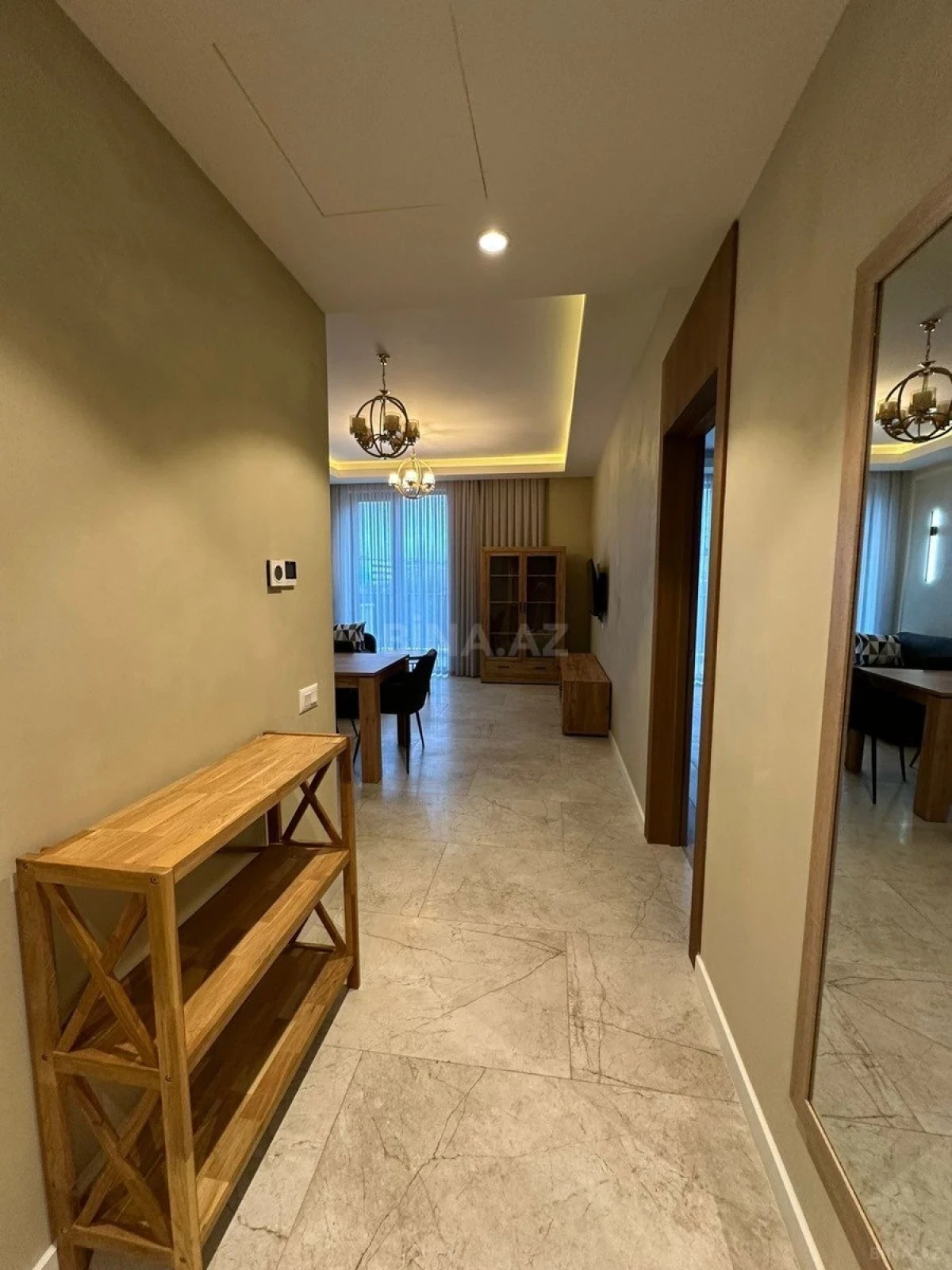 Kirayə verilir 2 otaqlı mənzil 100 m²