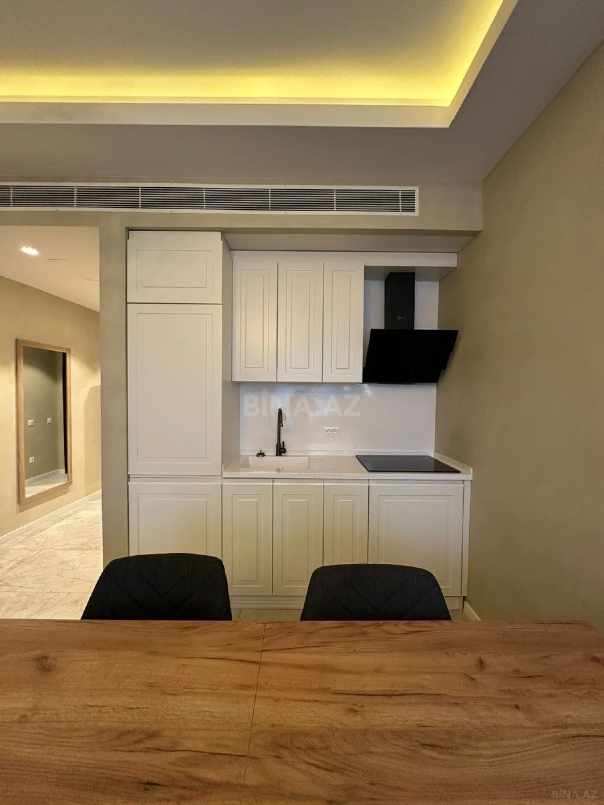 Kirayə verilir 2 otaqlı mənzil 100 m²