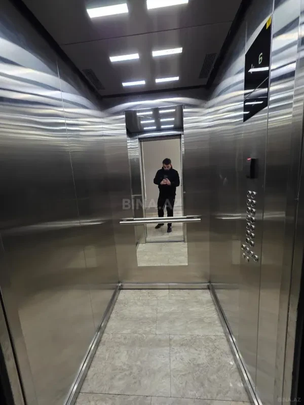 Satılır 2 otaqlı mənzil 100 m²
