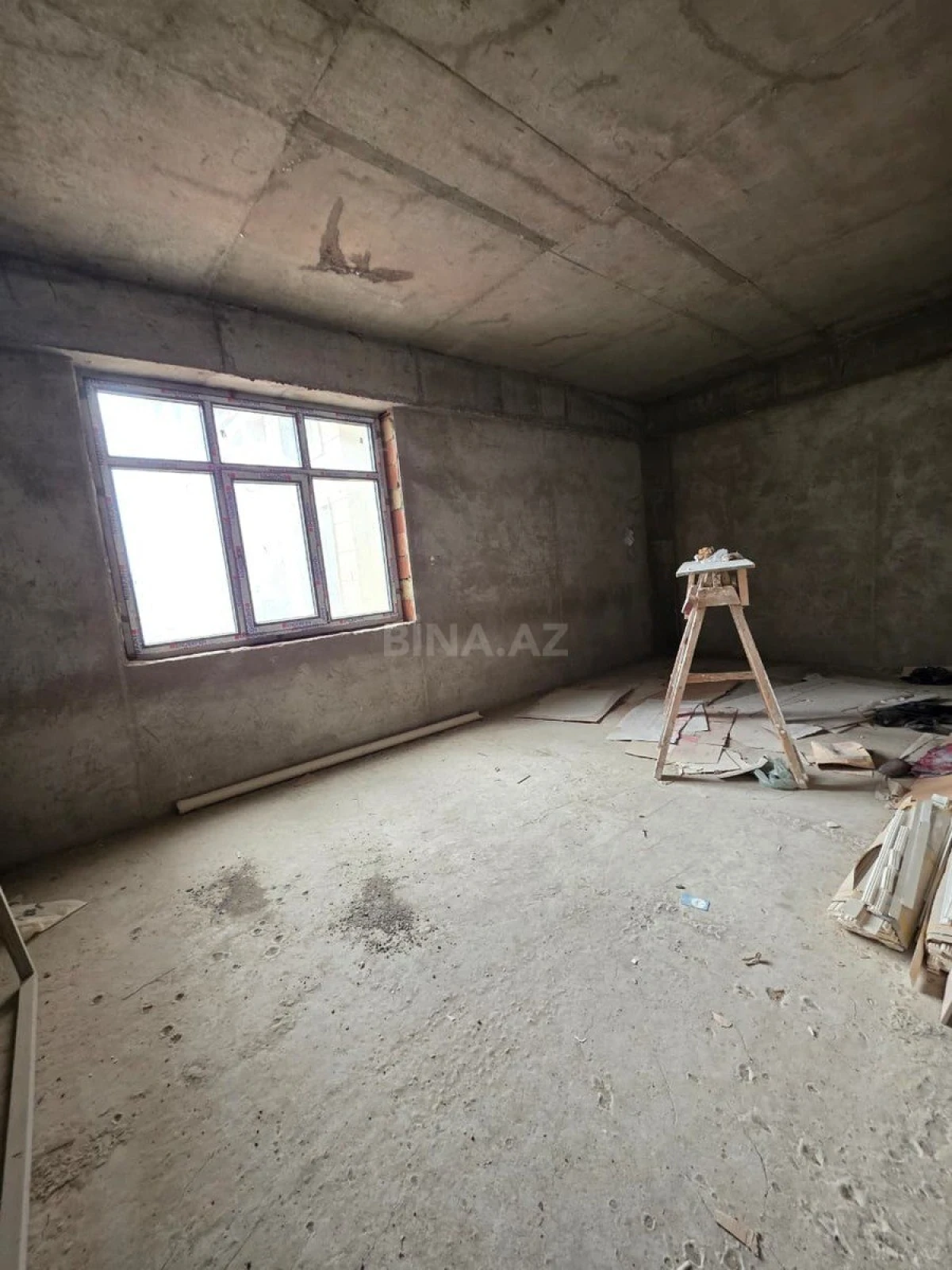 Satılır 2 otaqlı mənzil 100 m²