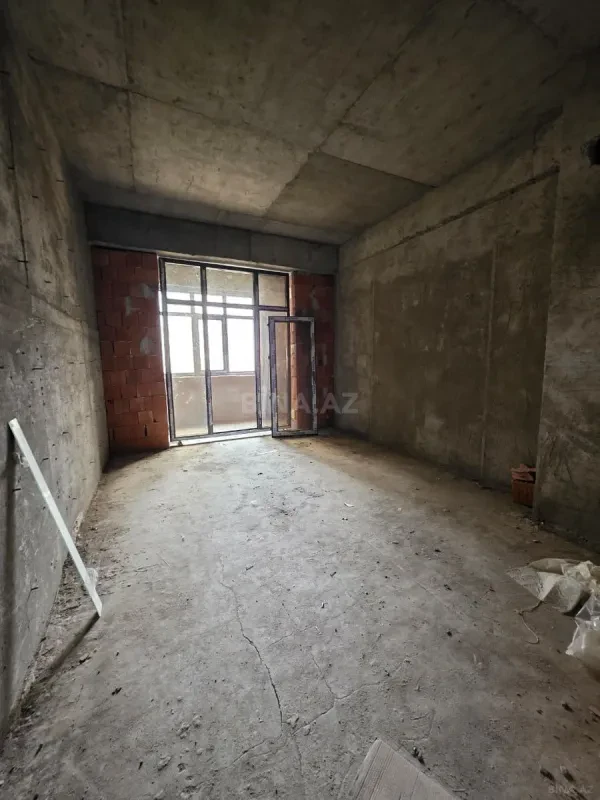 Satılır 2 otaqlı mənzil 100 m²