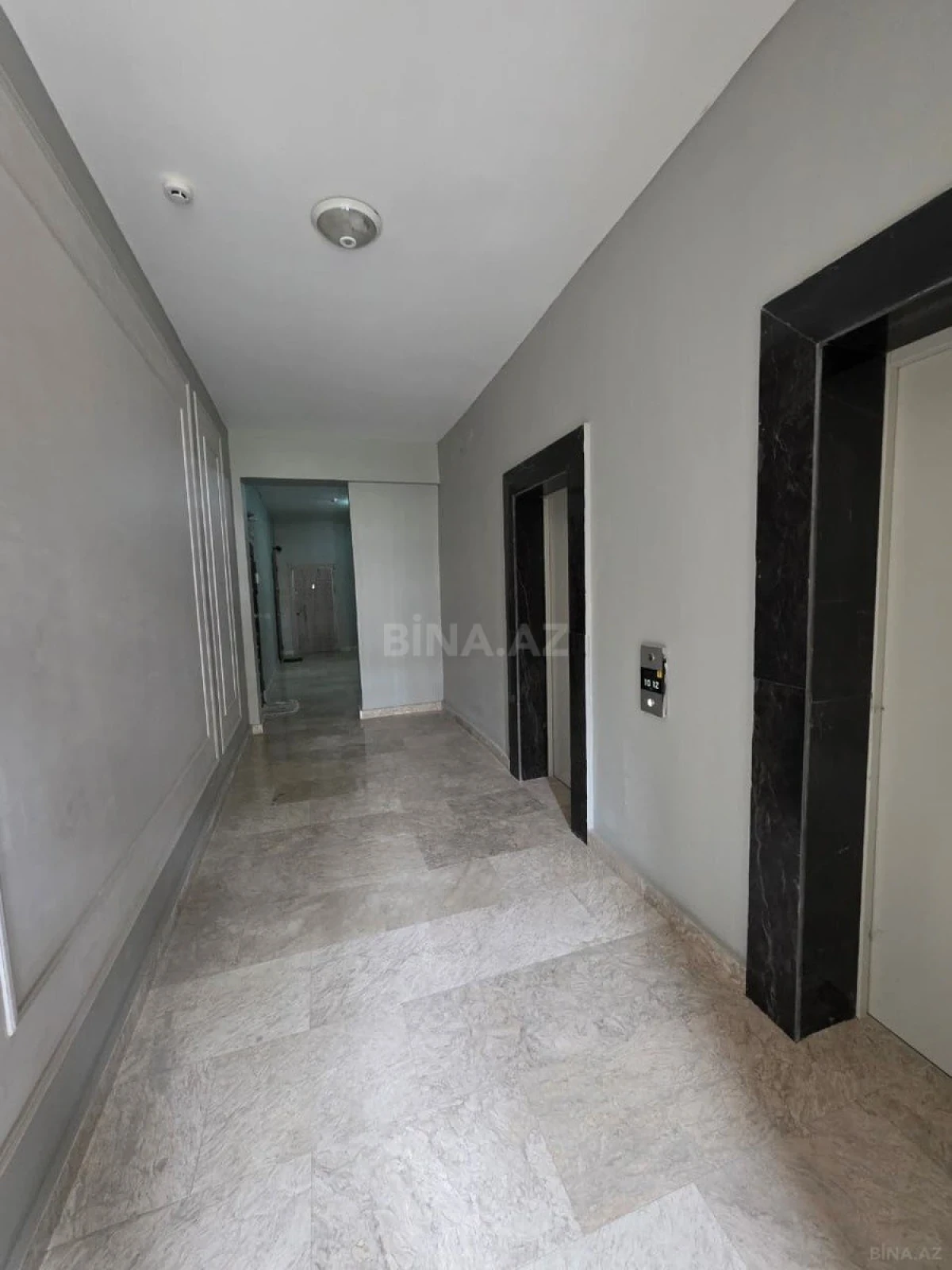 Satılır 2 otaqlı mənzil 100 m²
